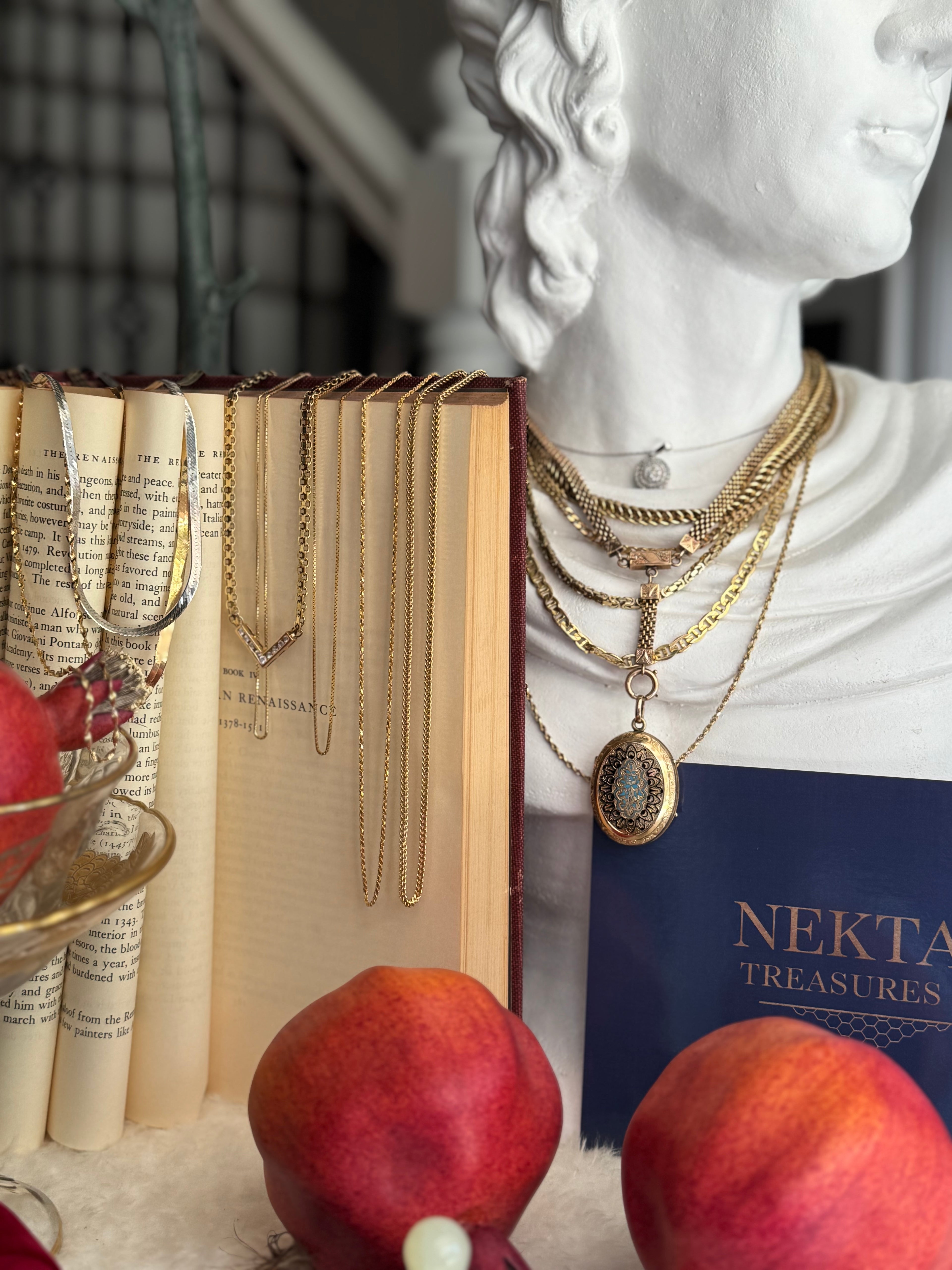 Necklaces & Chains