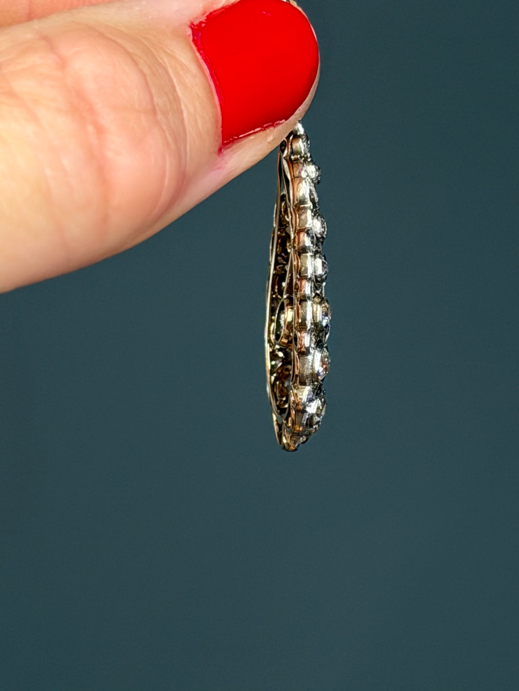 Belle Époque Teardrop Pendant