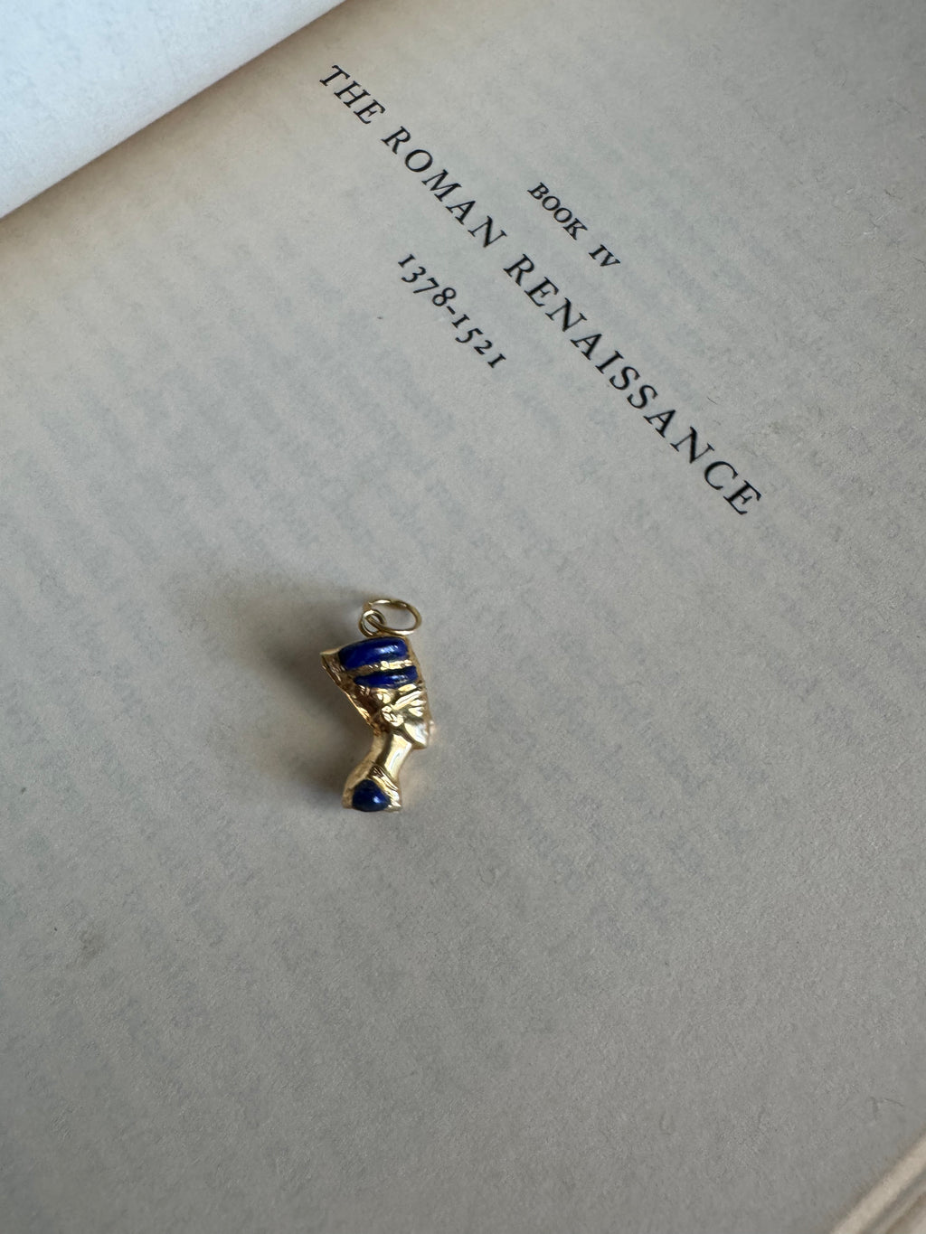 Vintage 18k Yellow Gold, Turquoise, & Lapis Nefertiti Charm