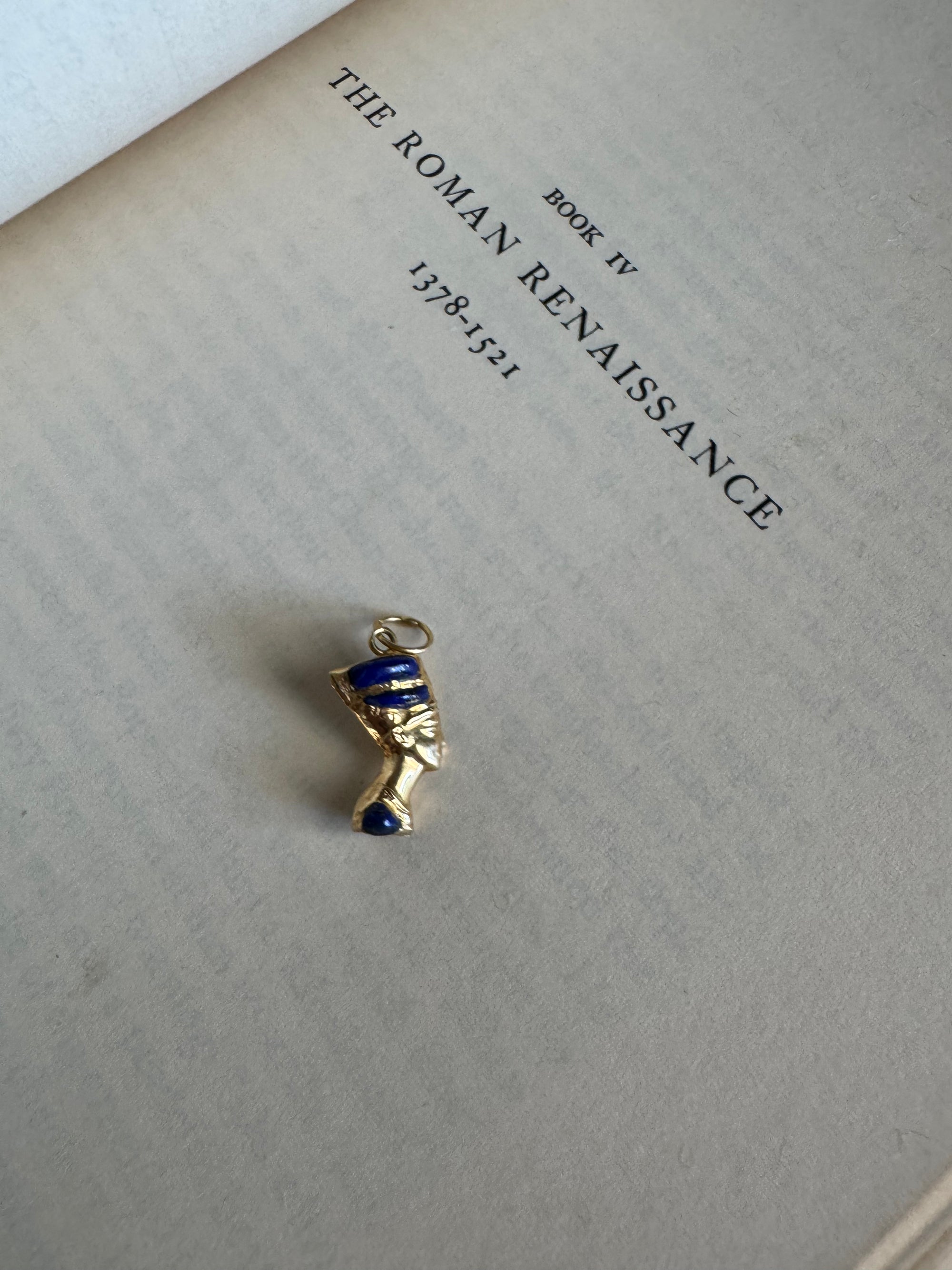 Vintage 18k Yellow Gold, Turquoise, & Lapis Nefertiti Charm