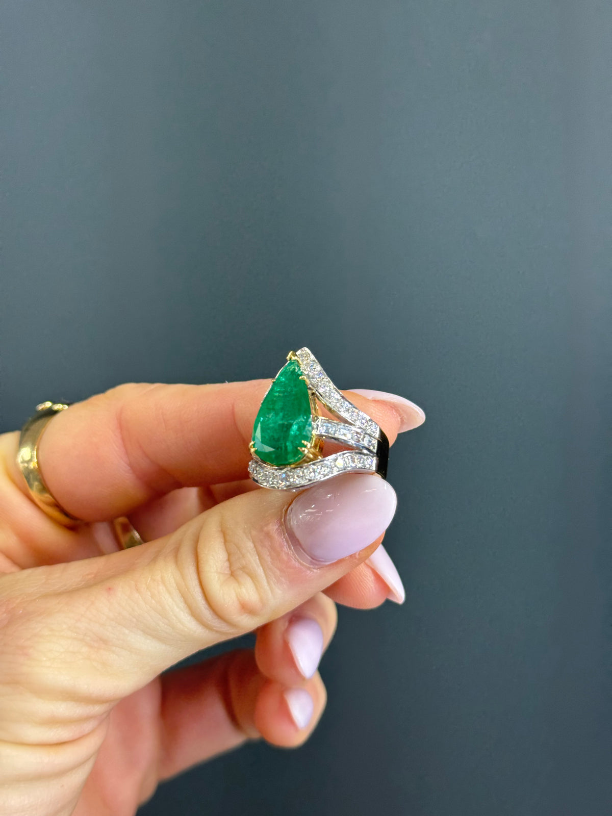 Estate Natural Pear-Cut 6.5 carat Emerald with 2 carats Natural Diamonds in 18k Yellow Gold