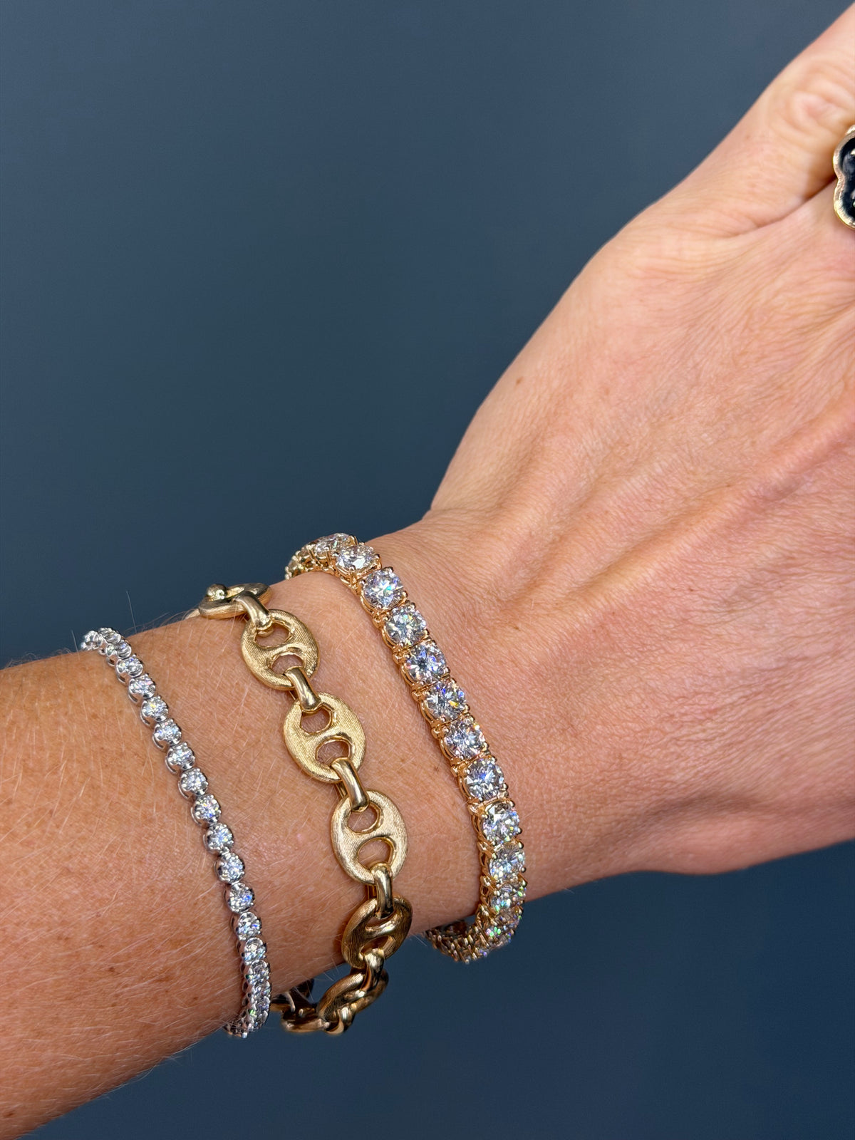 Exquisite Natural Diamond Tennis Bracelet 21.85 cttw 14k yellow gold