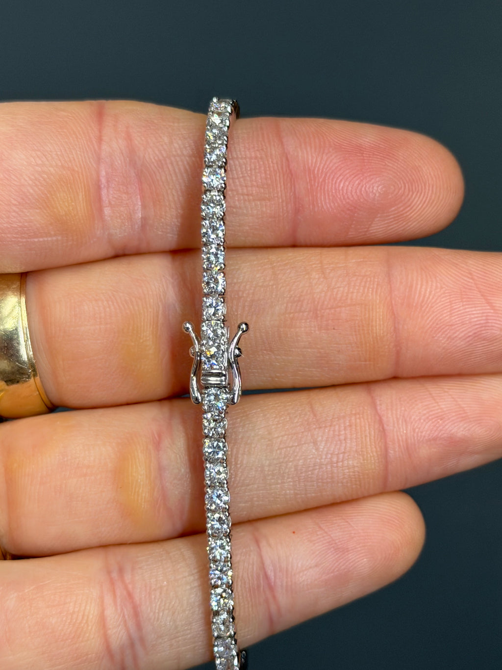 14k White Gold Natural Diamond Tennis Bracelet 5.37 carats
