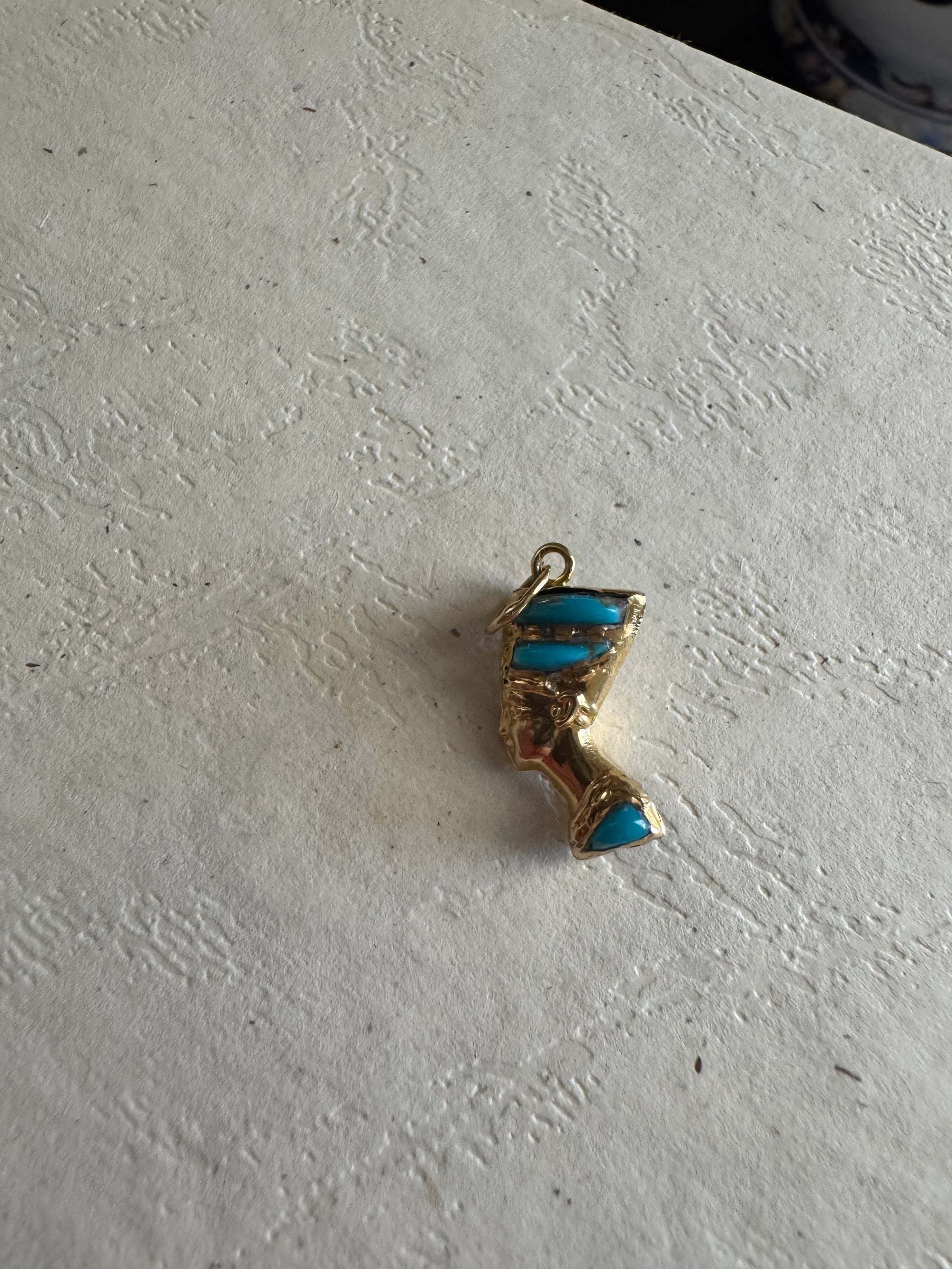 Vintage 18k Yellow Gold, Turquoise, & Lapis Nefertiti Charm