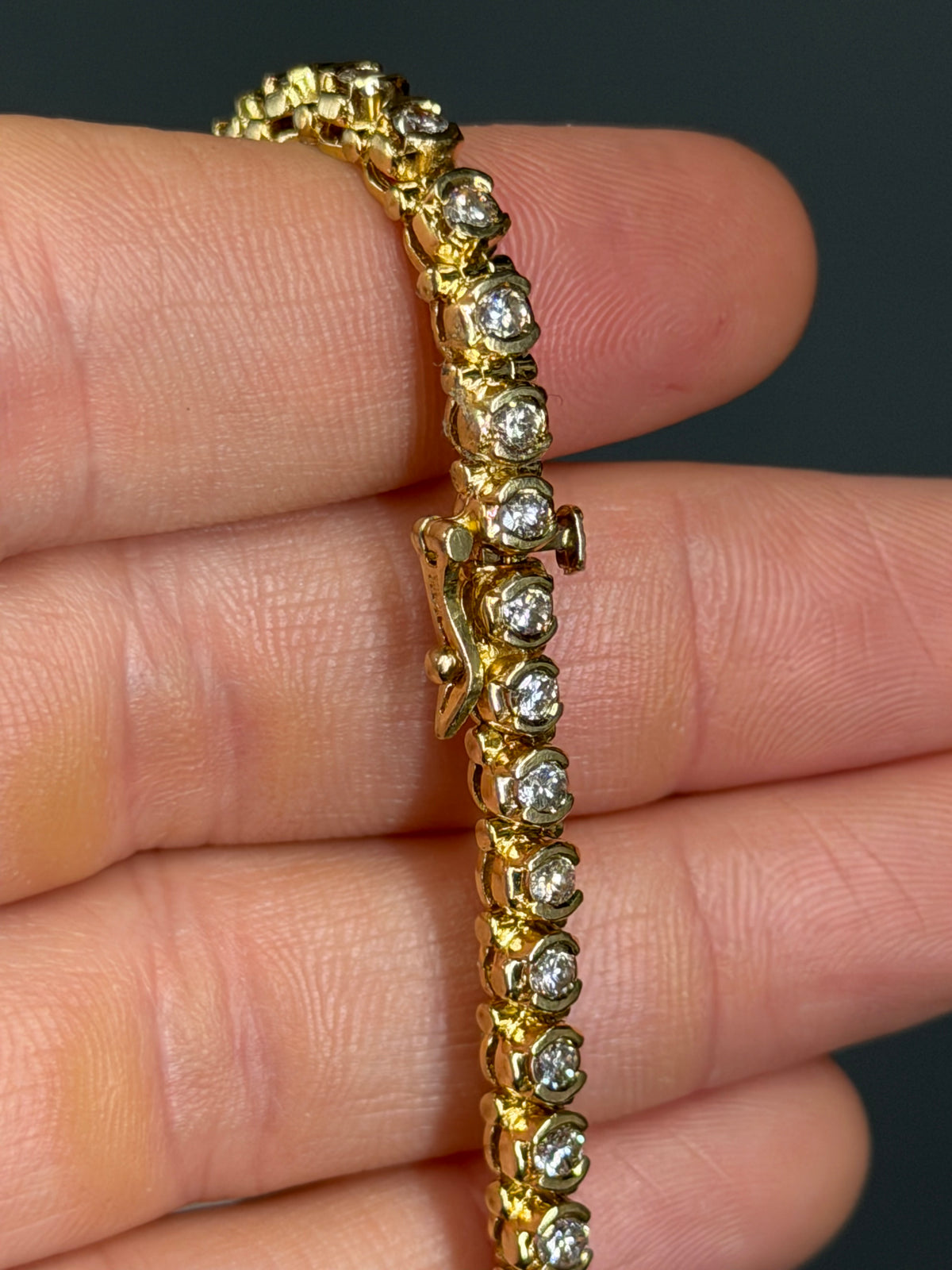 14k Yellow Gold 3.33 Carat Natural Diamond Bracelet