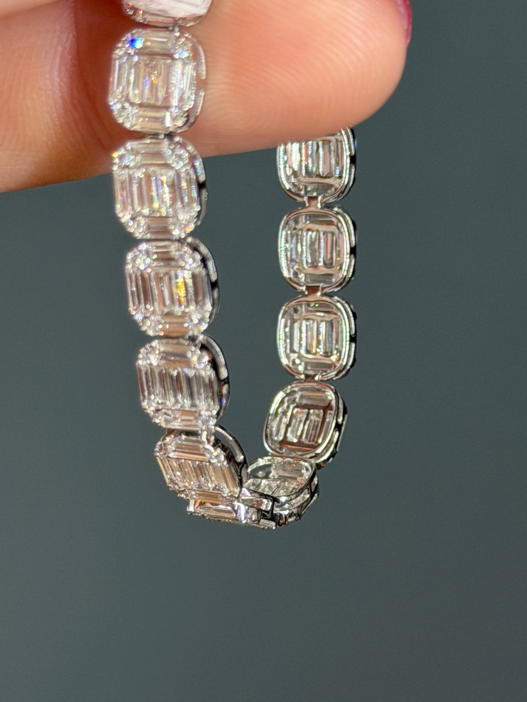Natural Emerald-Cut Diamond Tennis Bracelet