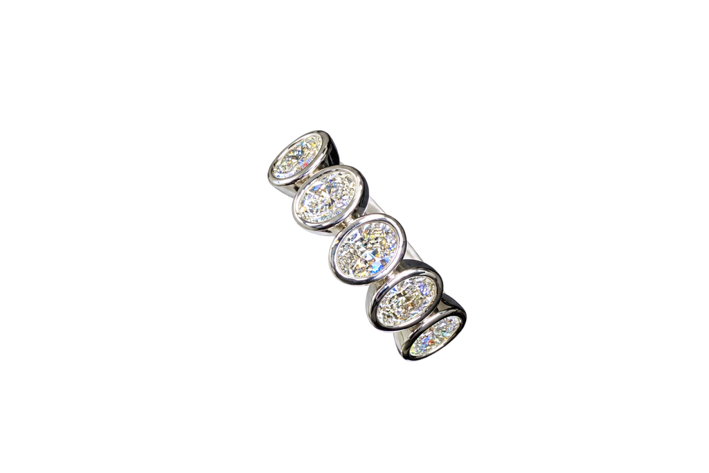 18k White Gold Five-Stone Bezel Set Natural Diamond Ring