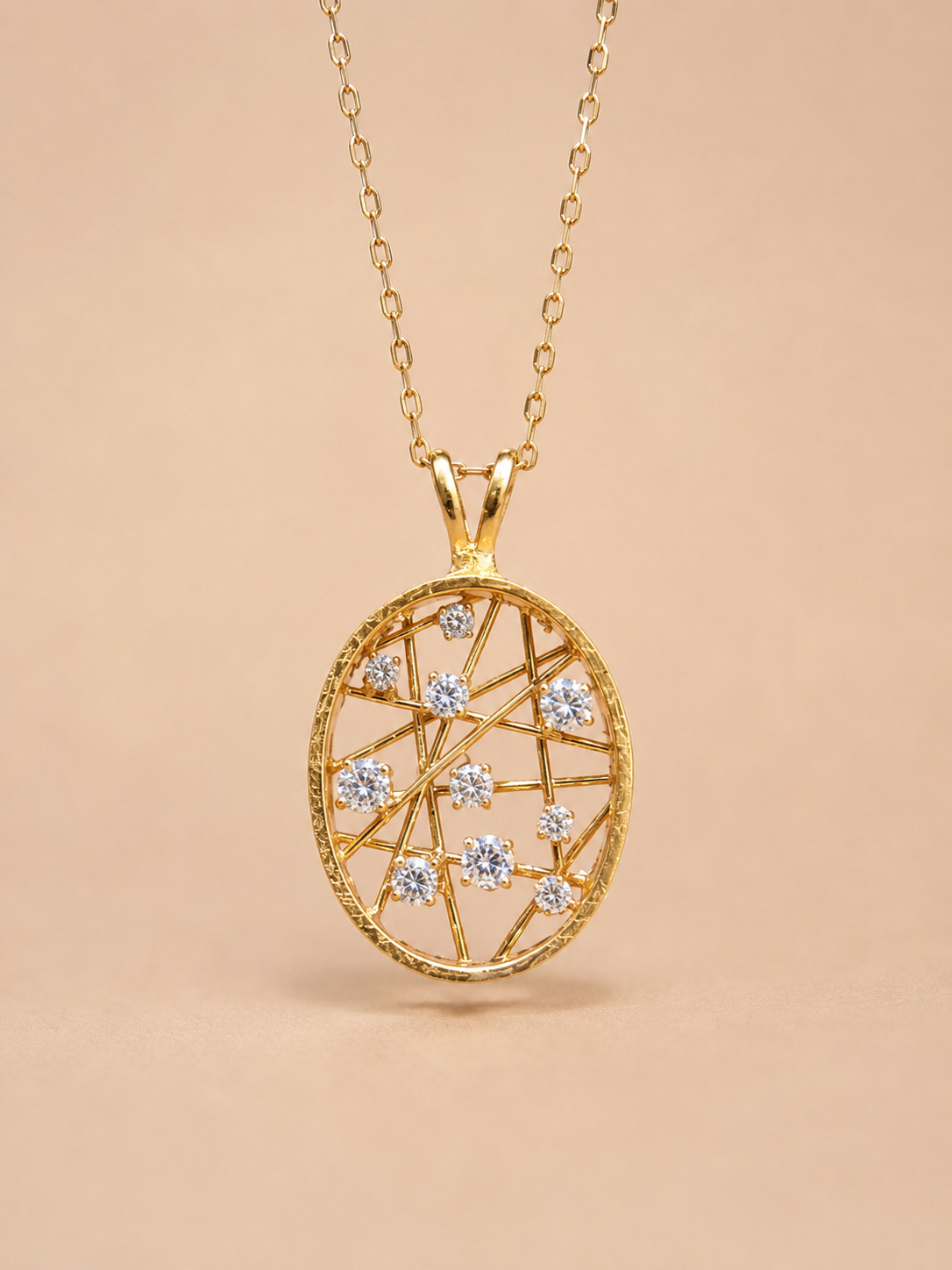 Openwork 18k Yellow Gold and Natural Diamond Pendant Necklace